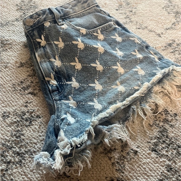 Playboy shorts - Picture 3 of 5